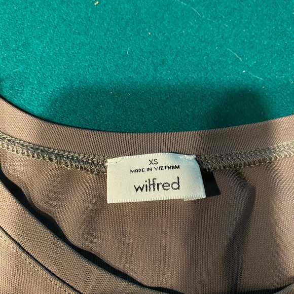 Wilfred Dress - Picture 2 of 2